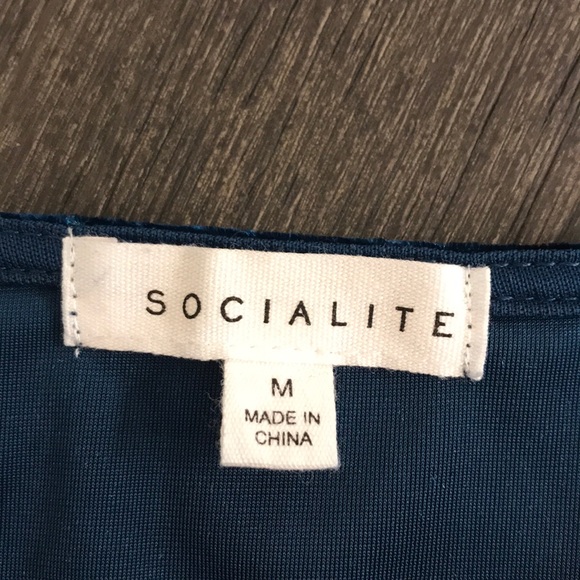 🦚Peacock blue VELVET Wrap dress by Socialite - Picture 4 of 5